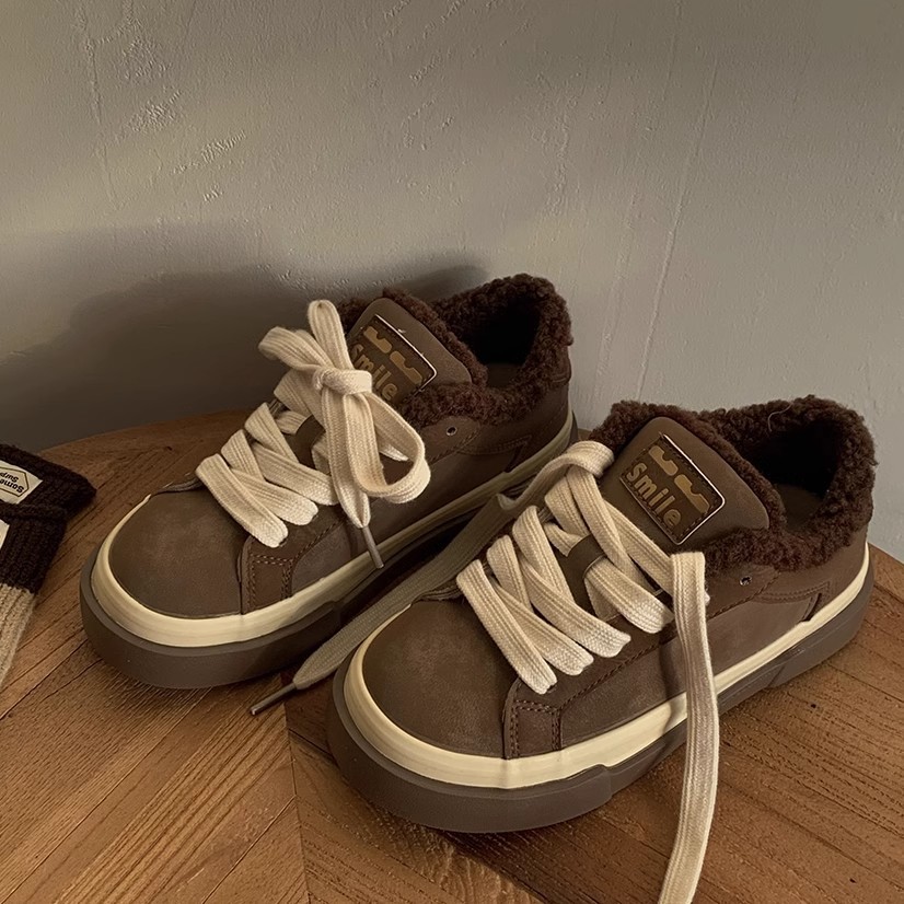 2024 Fashion Plush Thick Sole Board Shoes for Women d734