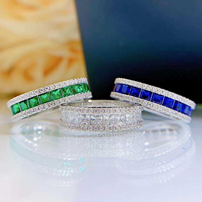 2024 Choucong Gorgeous Handamde Jewelry Real 100% Sterg Sier Princess Cut Sapphire Moissanite Dia Party Women Engagement Band Ring Gift