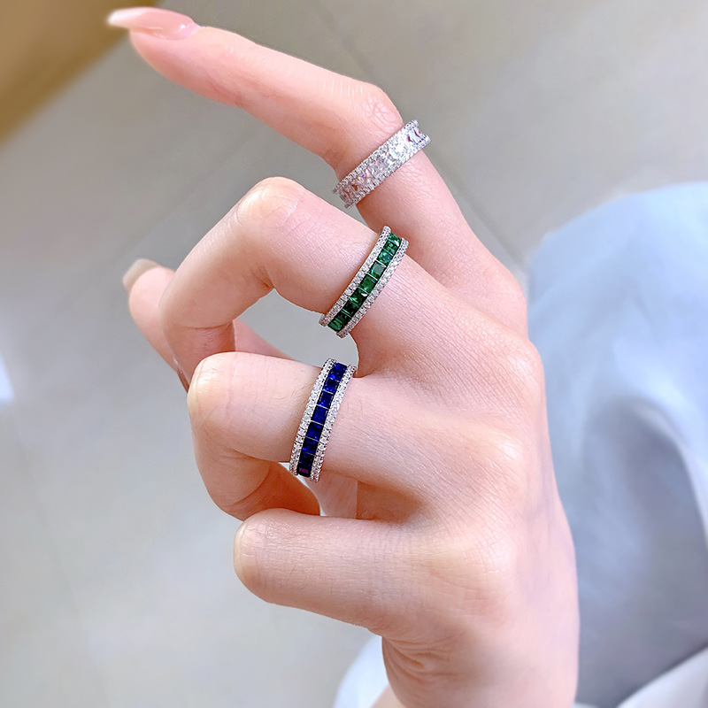 2024 Choucong Gorgeous Handamde Jewelry Real 100% Sterg Sier Princess Cut Sapphire Moissanite Dia Party Women Engagement Band Ring Gift