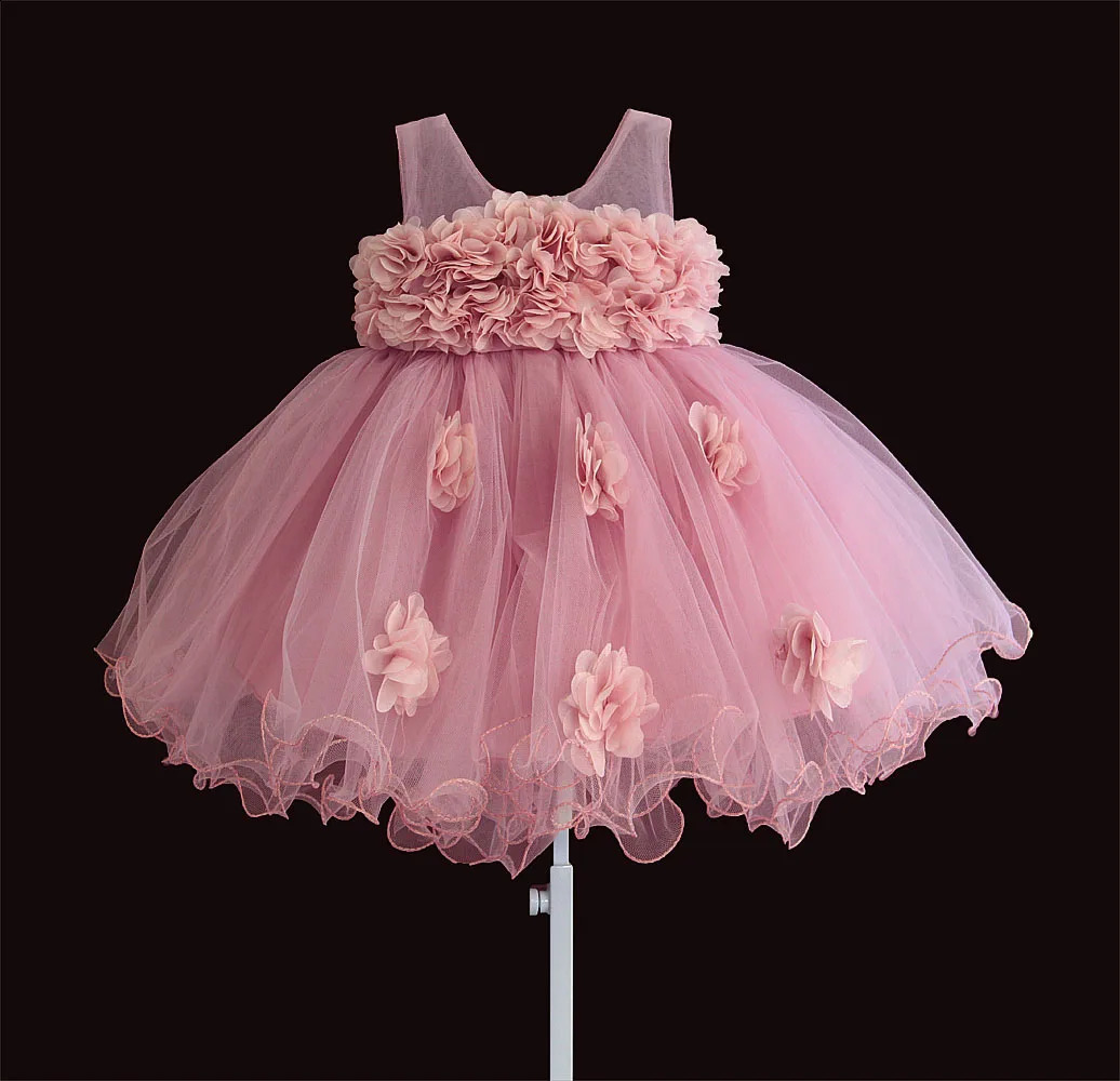 Girl wearing lace flower childrens clothing princess wedding baptism party children 1year birthday vest 240909