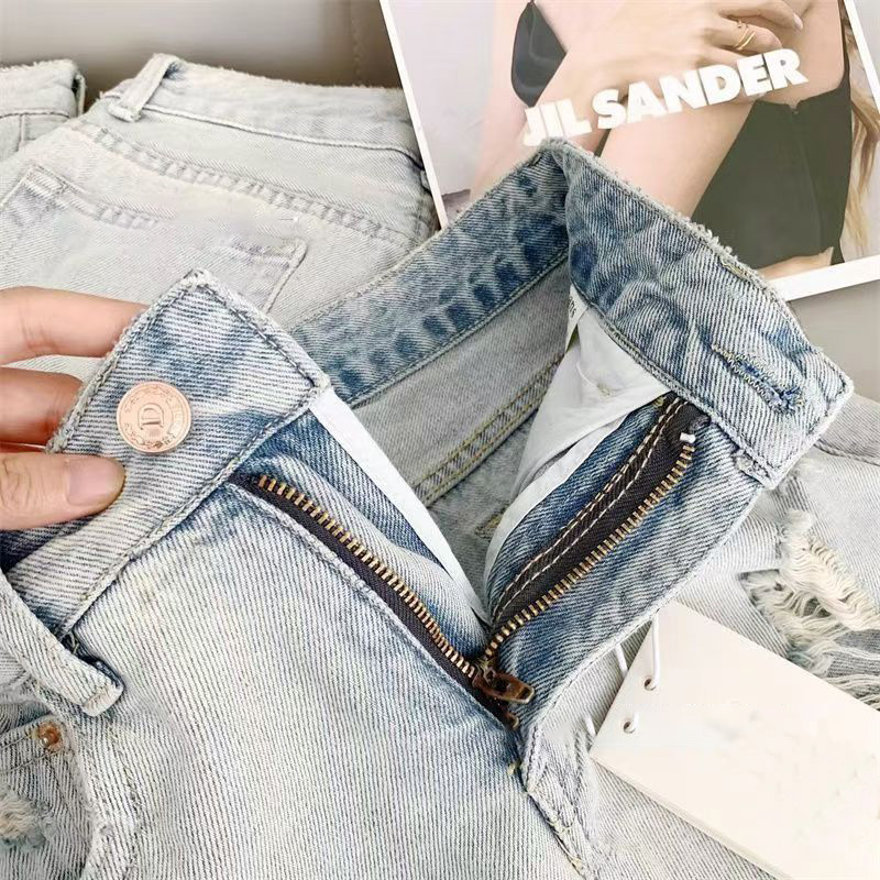 Designer denim shorts women with holes in the summer of 2024 new high waist slim wide-leg pants short, sexy hot pants, ins tide.