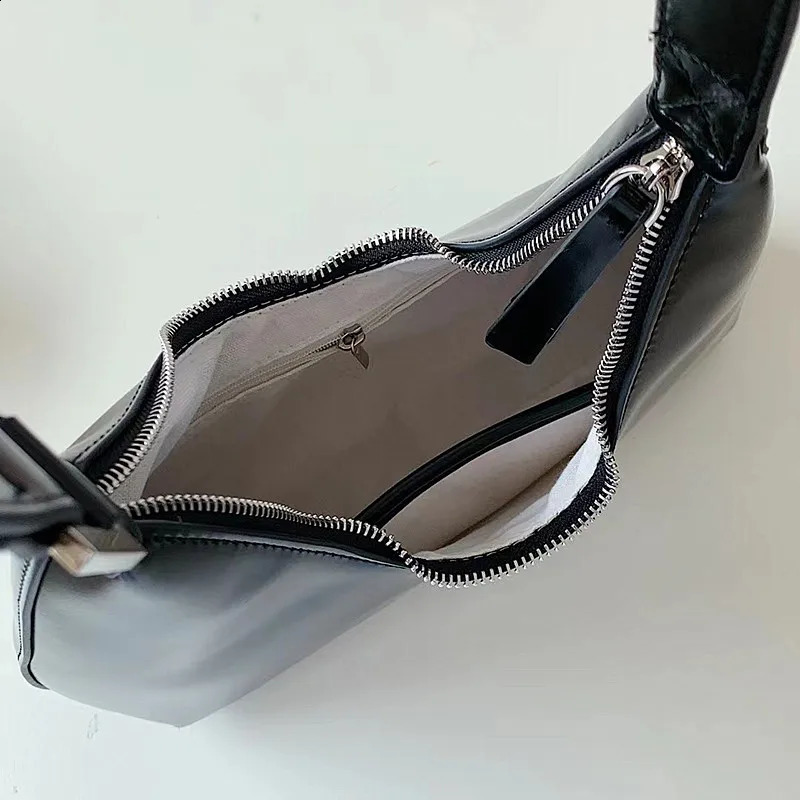 PU Leather Underarm Shoulder Bag Women n Handbags and Purse Female Small Hobos Travel Clutch Shopper 240914