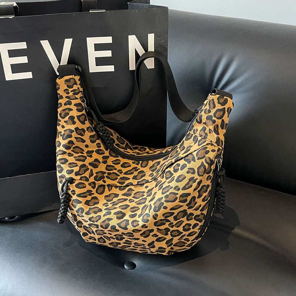 Designer bag Women Crescent Crossbody Bag Large Capacity Leopard Print Daily Messenger Bag Adjustable Strap Half Moon Bag Simple Satchel Bag tote bag 