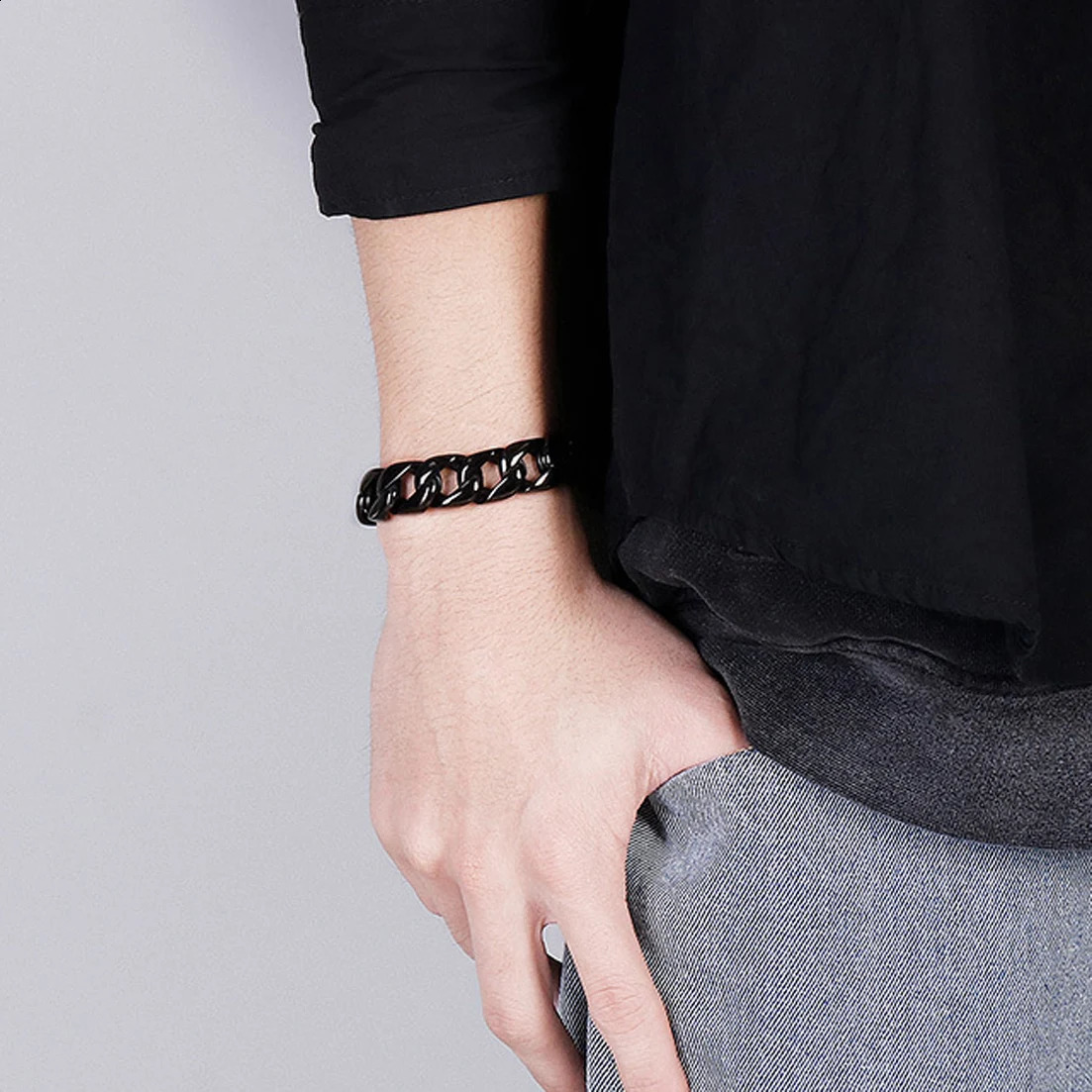 High polished silvergoldblack tone mens 316L stainless steel curly Cuban chain bracelet fashion casual jewelry 15mm 240912