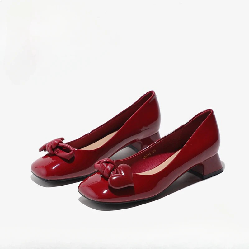 Red with Bow Kawaii Ladies Summer Footwear Square Heels Shoes for Women Medium Cute Korean Style High Quality Vacation Y2k 240904