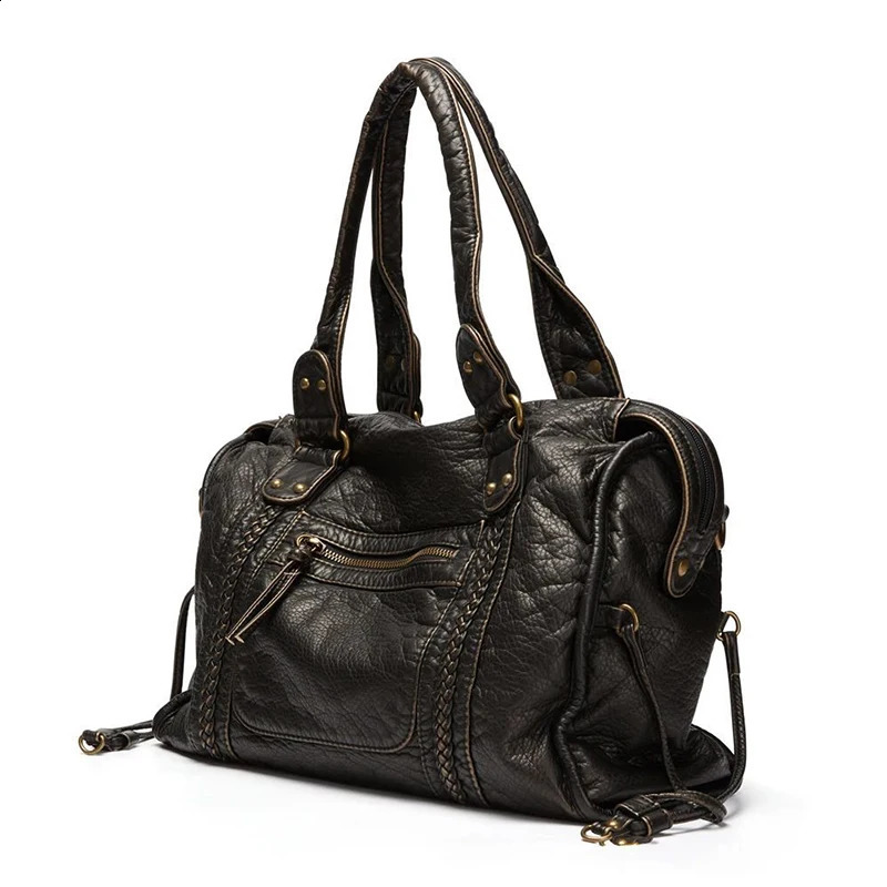 French Retro Motorcycle Bag Single Shoulder Crossbody Tote Bag Women Large Capacity Washed Soft Leather Bag 240913