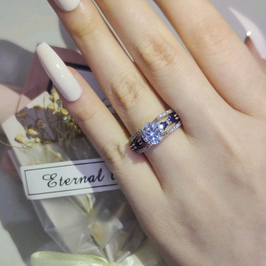 Designer Jewellery High Quality Silver Plated Zircon Inlaid Hollow Out Sapphire Crystal Ring Brass Wedding Accessories for Party Occasion Textured Ele