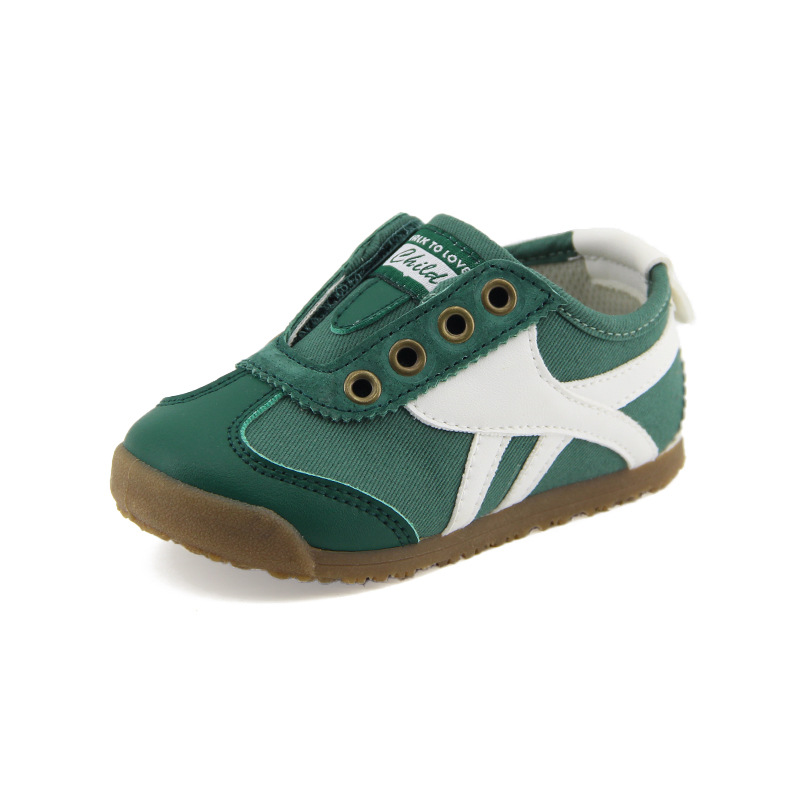 Casual Sports Shoes: Designer Black/Green/White/Pink Sneakers for Men and Women