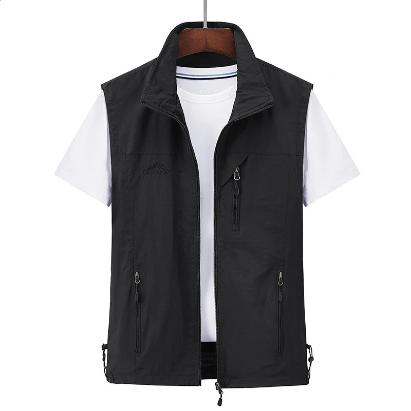 Mens vest spring and autumn thin casual breathable vest jacket for mens youth middle-aged and elderly quick drying vest 240912