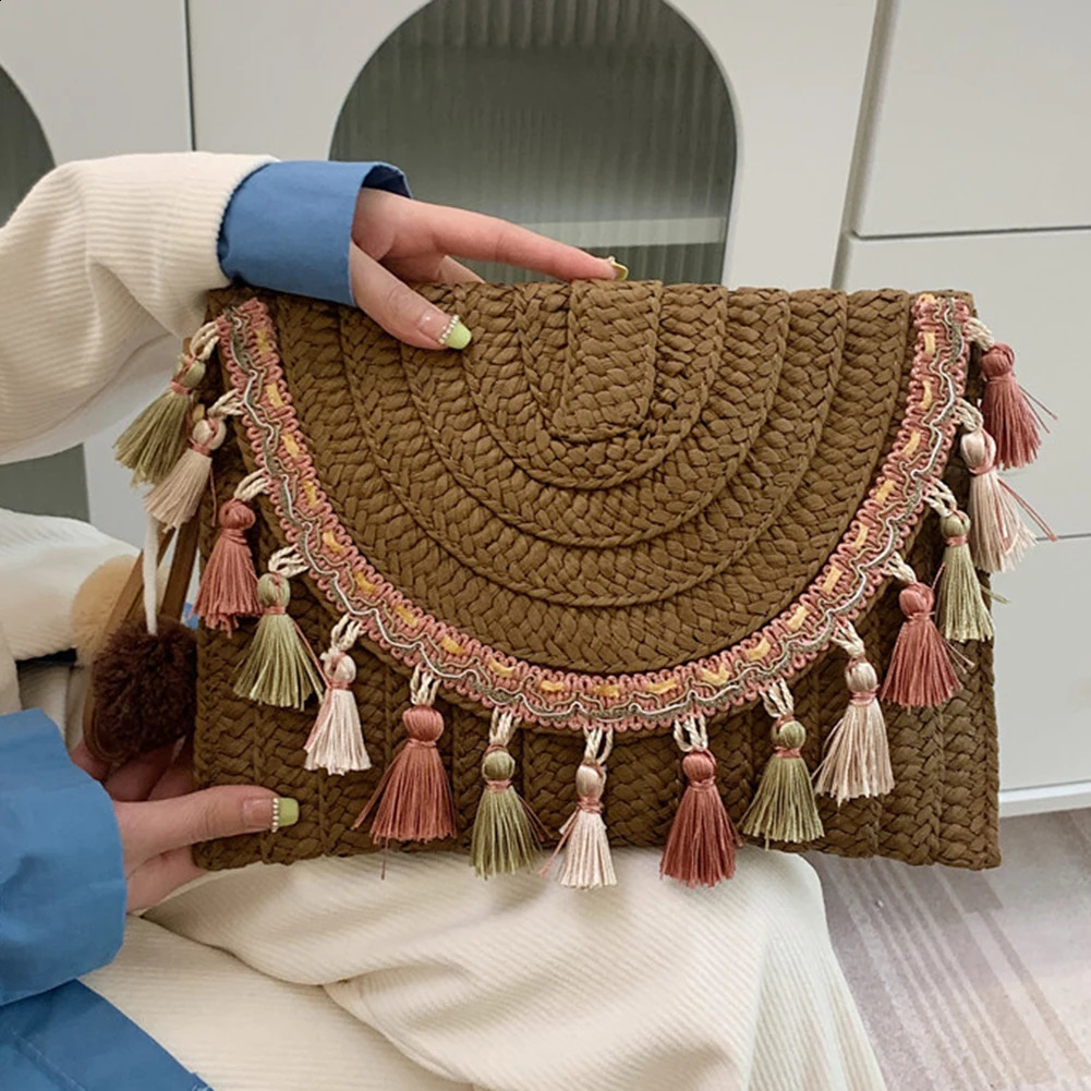 Retro square straw bag willow envelope tassel wrist handbag womens summer clutch beach shoulder 240913