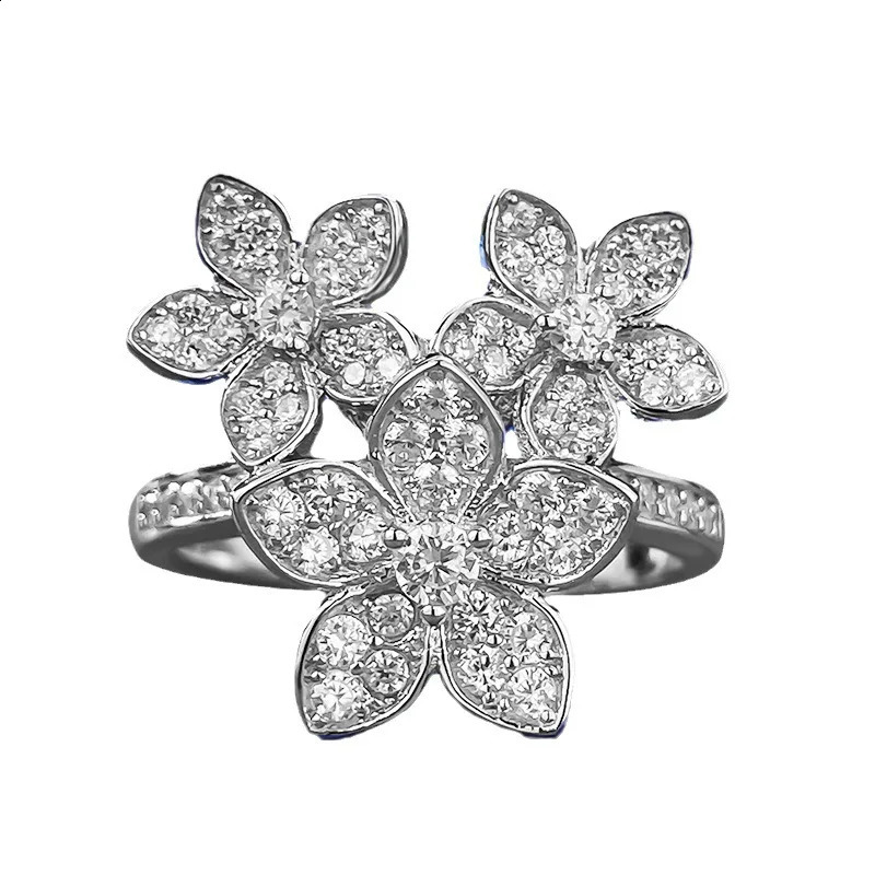 s925 Silver Flower Brocad Cluster Triple Wreath Womens European American French Fashion Edition 240914