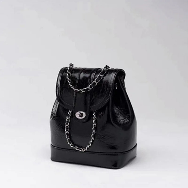 Nicheautuumn/winter mini tweed style chain shoulder bag for women Ins blog master student oil wax leather shoulder bag from South Korea 240912