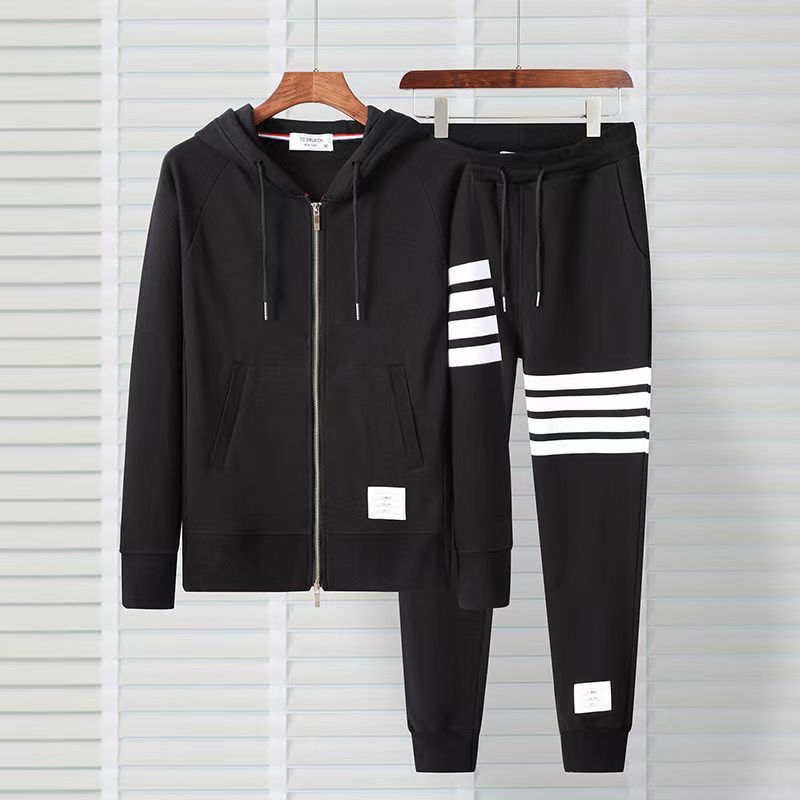 Men's sweater designer men's and women's autumn and winter round neck sweater fashionable and casual versatile knitted sweater