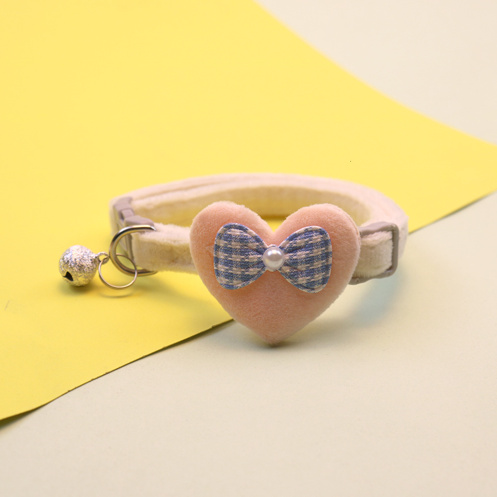 New Pet Cartoon Plush Cat Cute Bell Love Bow Small Dog Collar Jewelry