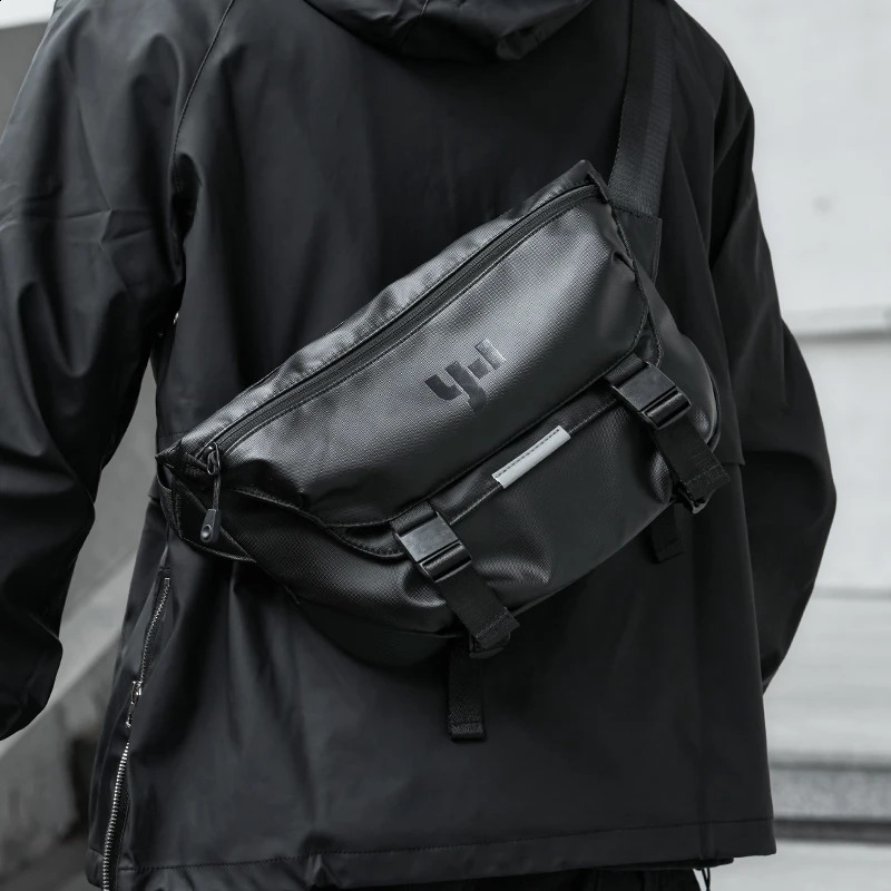 Waterproof mens messenger bag large cross body bag personalized suitable for 11 inch iPad phones suitable daily life sports and travel 240912