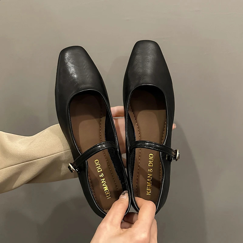 Mary Jane single shoe thick heel shoes elegant classic retro square toe comfortable soft shallow cut low heel womens shoes 240914