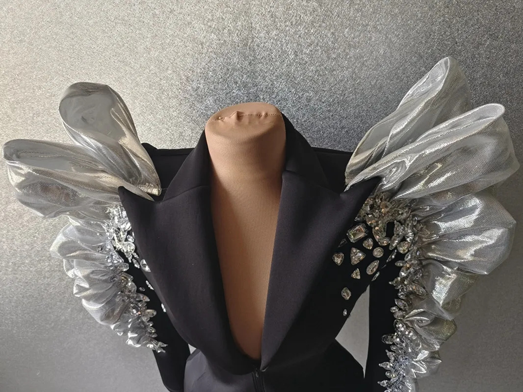 Sexy Singer Black Jacket Sparkly Sequins Rhies Big Sleeves Dancer Nightclub Jazz Dance Costume Performance Show Stage Wear