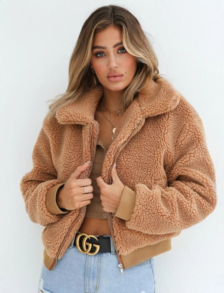 Women Thick Warm Teddy Bear Pocket Fleece Jacket Coat Zip Up Outwear Overcoat Winter Soft Fur Jacket Female Plush Coat Elegant 240911