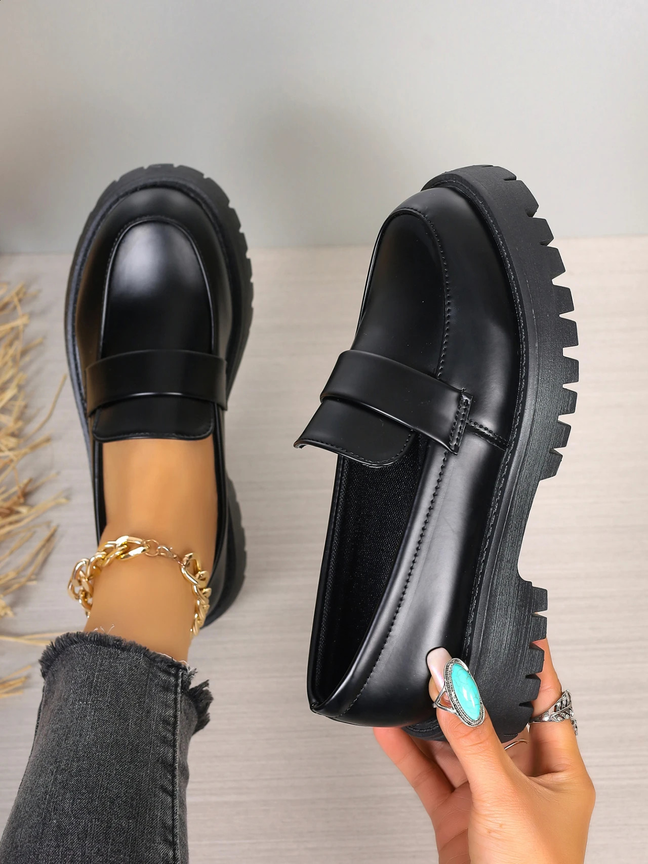 Large Loafers Womens Platform Flat Spring er Dress Elegant Shoes Comfortable Walking Retro Single Shoes Zapatos MUJI 240919
