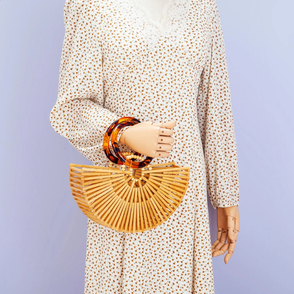 Retro semicircular bamboo beach handbag for women summer hollow circular acrylic highquality straw bag holidays 240913