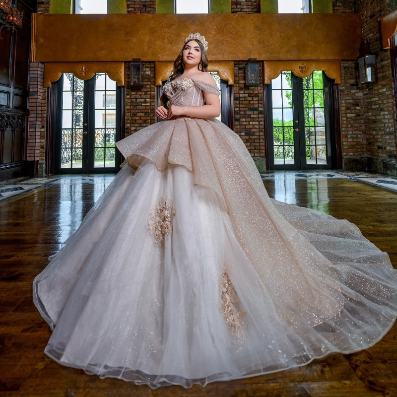 Mexican Shiny Quinceanera Dresses Ball Gown Off The Shoulder Applique Lace Beadded Tull Tiered Corset Sweet 16 Dress Vestidos De 15 Anos