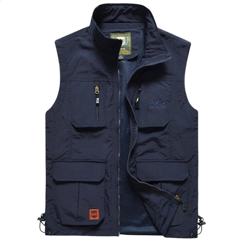 FGKKS Men Mesh Vest Multi Pocket Quick Dry Sleeveless Jacket Reporter Loose Outdoor Casual Thin Fishing Vests Waistcoat Male 240912