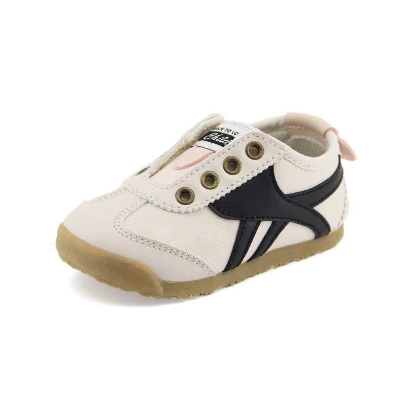 Casual Sports Shoes: Designer Black/Green/White/Pink Sneakers for Men and Women