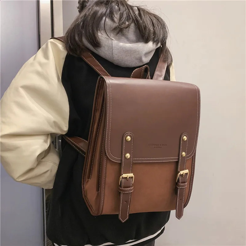 Fashionable Korean style womens high-capacity retro backpack handbag student retro multi-layer shoulder bag 240912