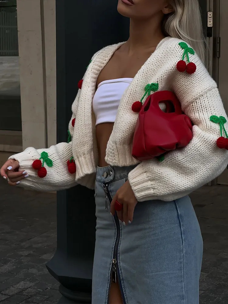 Sweet 3D Cherry Embroidered Knitted Cardigan Autumn Elegant Womens Long Sleeve Short Sweater Fashion Street Clothing 240912