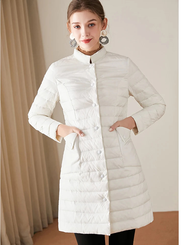 Womens medium to long winded lightweight stand up collar long sleeved down jacket with large pockets high-quality classic autonomous driving 240913