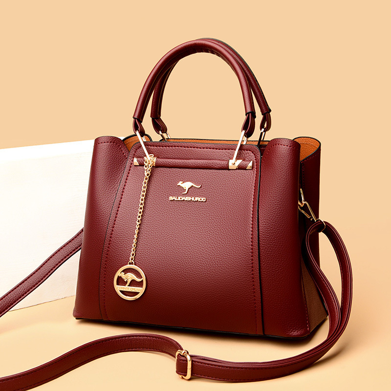 New free delivery designer's bag New 2023 Crossbody Single Shoulder Bag Fashionable and Magnificent Women's Handbag