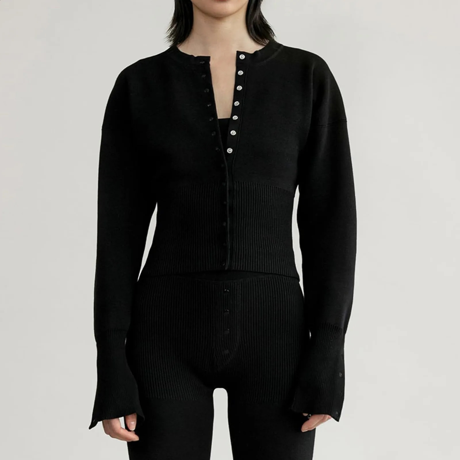 Casual Y2 K button down sweater for womens staff lightweight neck knitted cardigan wool autumn and winter jacket 240912