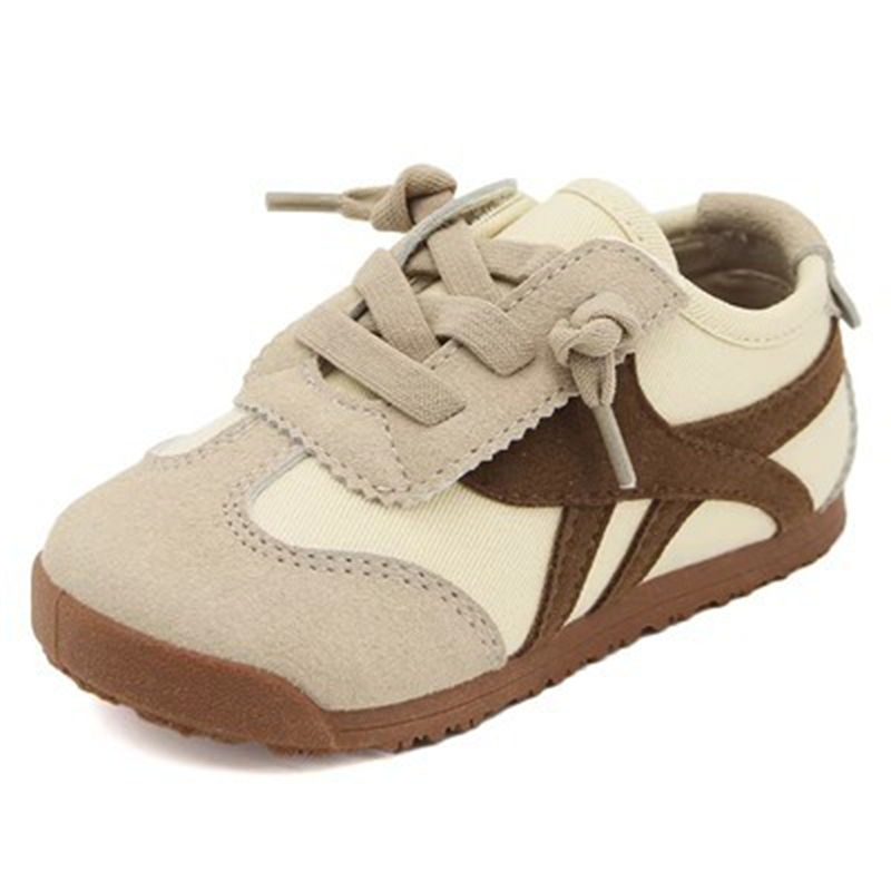 Casual Sports Shoes: Designer Black/Green/White/Pink Sneakers for Men and Women