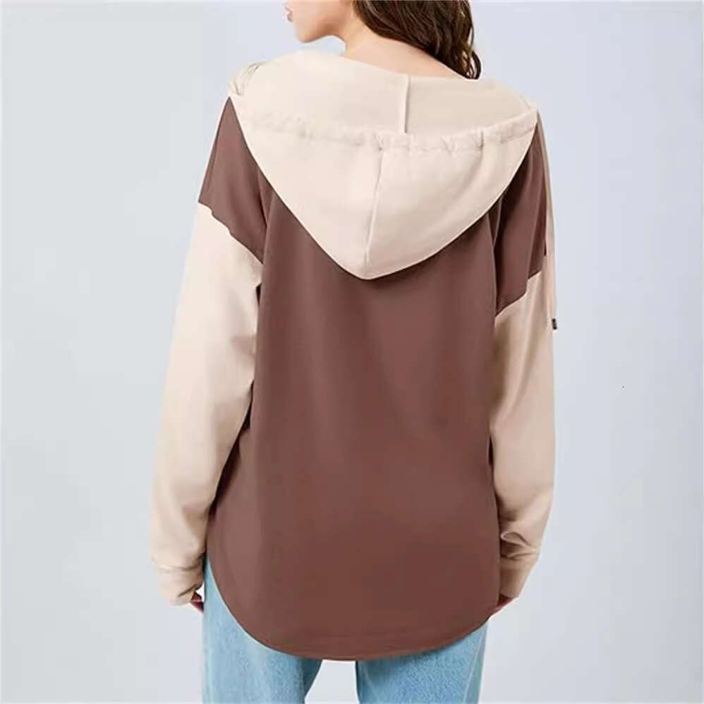 Short sleeved women's color blocked hooded casual V-neck loose sports shirt pullover top