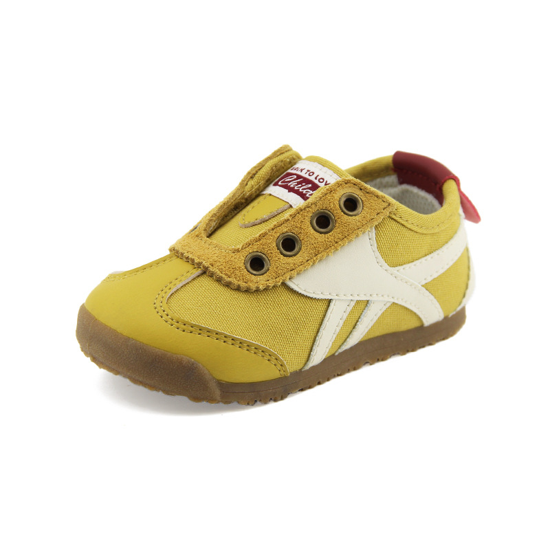 Casual Sports Shoes: Designer Black/Green/White/Pink Sneakers for Men and Women