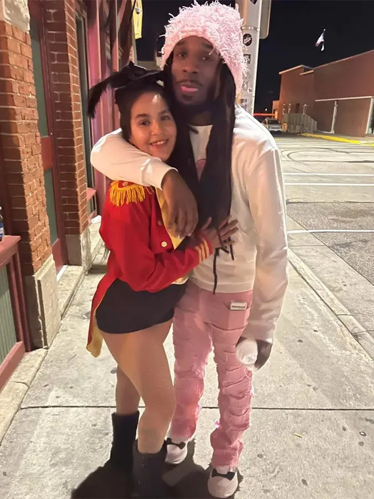 Mens streetwear ripped jeans fashionable cool stretch pink stacked edge denim pants mens Y2K punk patch work hip-hop pants 240907