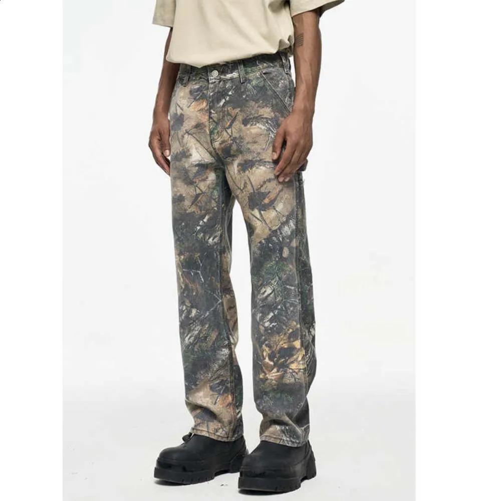 Retro Leaves Camouflage Printed Distressed Jeans Streetwear Y2k Mens Jeans 240907