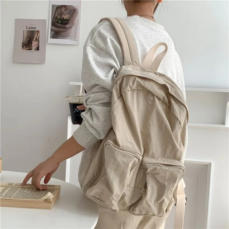 Korean bag casual backpack womens fashionable and simple student bag school bag large capacity nylon backpack womens bag 240912