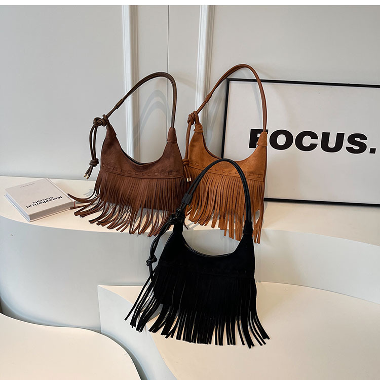 Hobo Retro Tassel Large-capacity Bag Women's Autumn TLXT Winter Handbag Ladies Shoulder Simple Crossbody Bags Designer Bucket Bag for women