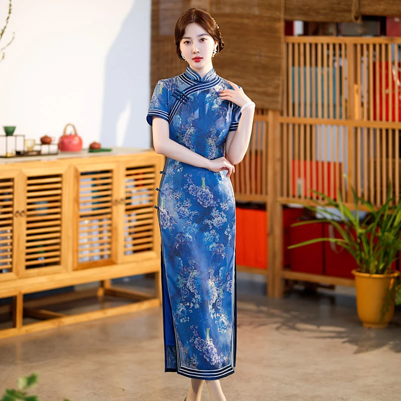 Blue Banquet Hanfu-Inspired Chinese Cheongsam Qipao Dress: Elegant Floral Design