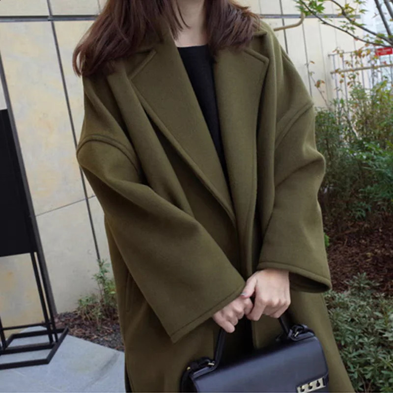 Winter Womens Woolen Coat Long Loose Korean Green Long Wool blends Coat Casual Solid Turndown Collar Coats for Women 240909