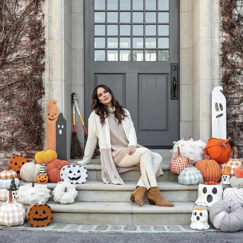 Ghost Candy Bucket Halloween Mud Pie Paper Mache Treat Bucket Halloween Geometric Resin Doorway Courtyard Decoration Gift 240910