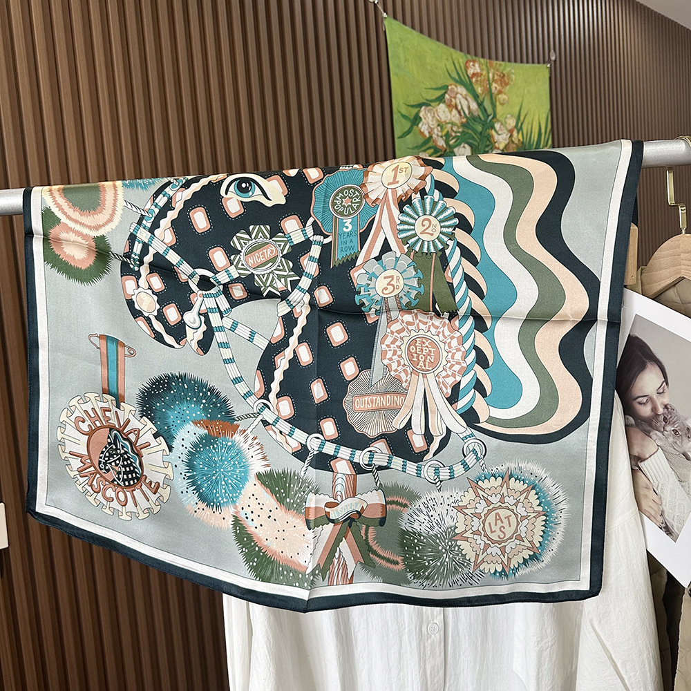 100 color high-end silk fashionable women's scarf 70cm square scarf scarf shawl printed European and American headscarf sweet