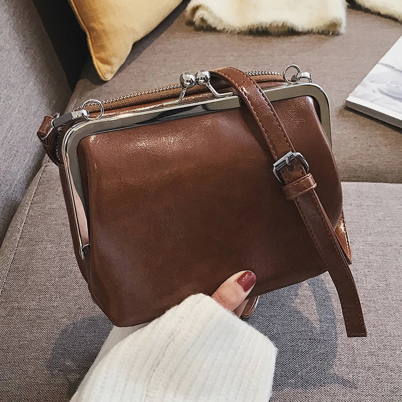 Fashionable retro clip black small pocket PU leather crossover clutch bag womens wallet messenger handbag 240913