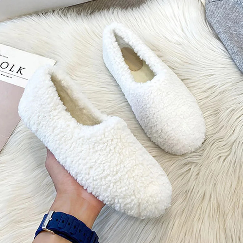 Winter womens cotton shoes orchid cotton Moccasins warm plush womens soft cushion curled wool leather womens flat shoes large size 33-43 240914