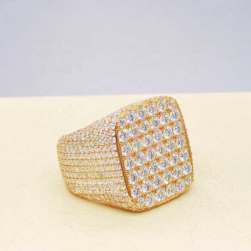 Hip Hop Ring Shining Bling 925 Sterling Silver 14K 18K Gold Plated Iced Out Jewelry VVS Moissanite Diamond Pinky Rings
