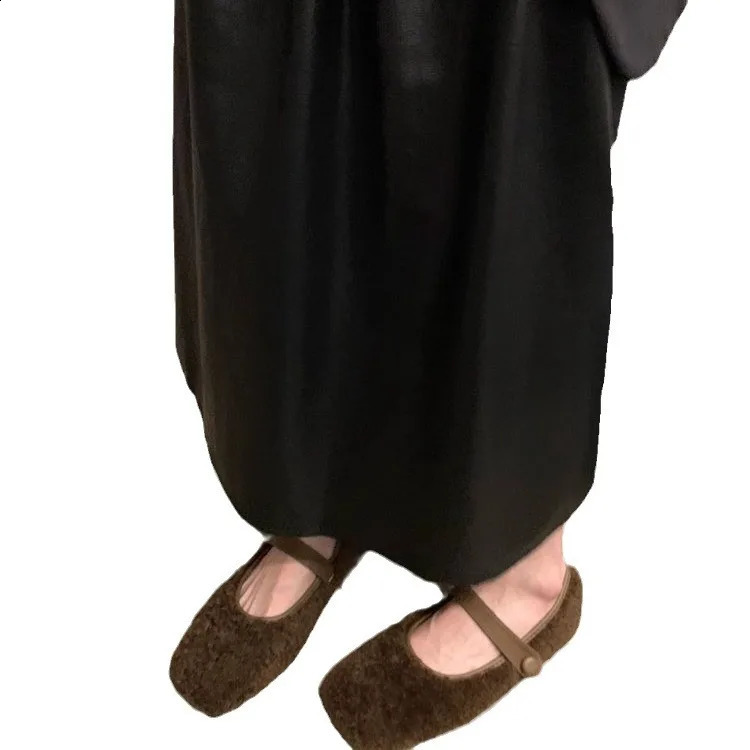 Womens shoes autumn Loafers fur Modis round toe womens shoes soft casual sports shoes autumn comfortable 2024 dress Moccasin lace 240914