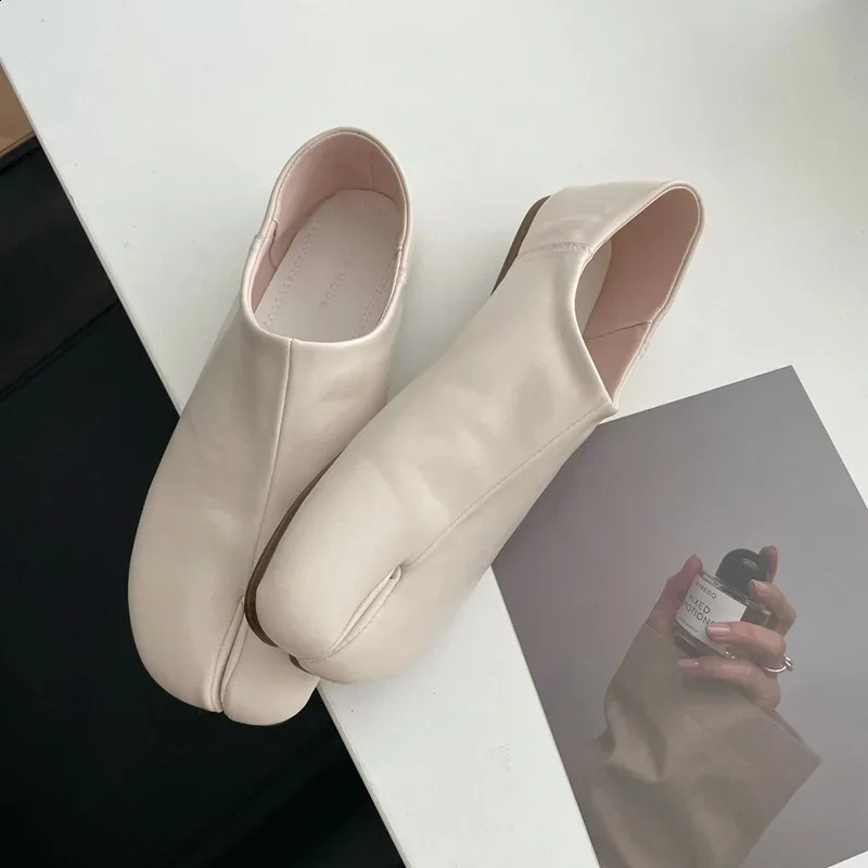 Bailamos Women Flats Tabi Ninja Moccasins Round Split Toe Shallow Lazy On Sgback Mules Leather Shoes Soft Loafers Slip 240906