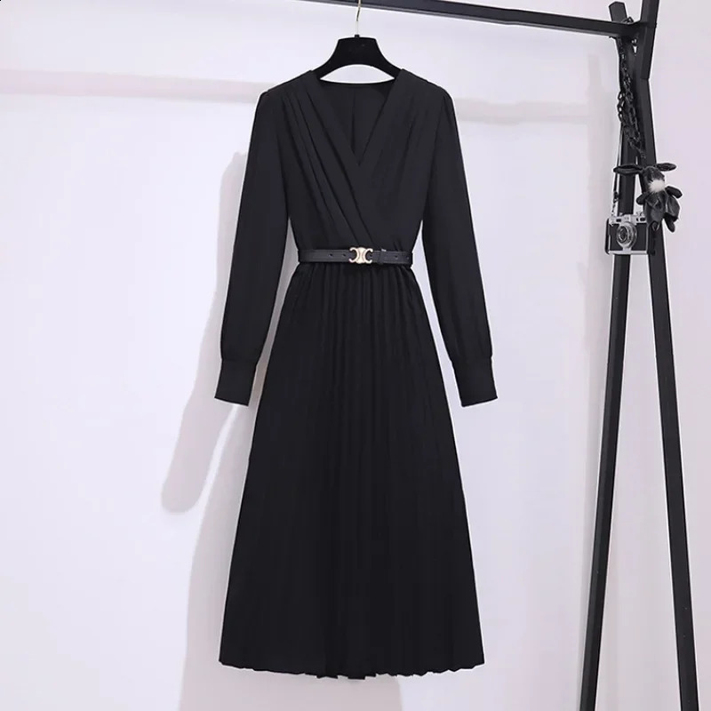 Elegant French Hong Kong style y lightweight womens long sleeved dress early autumn social 240913