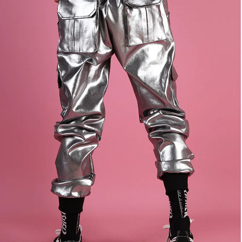 Mens streetwear hip-hop punk silver leather pants mens shiny metal pants personalized harem pants multi pocket cargo pants 240913